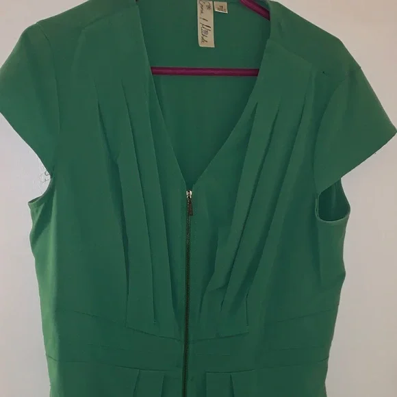 Emma & Michele | Dresses | Emma And Michelle Green Dress W Flattering Tailoring | Poshmark Emma & Michele | Dresses | Emma And Michelle Green Dress W Flattering Tailoring | Poshmark